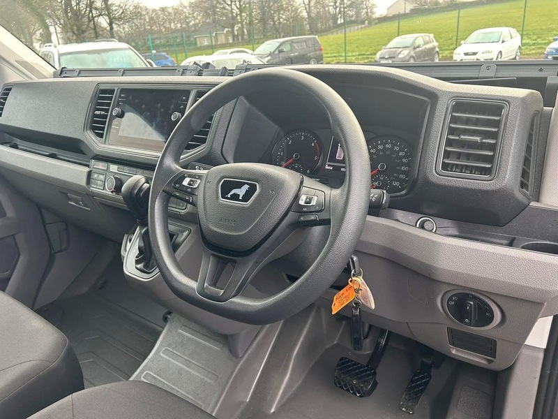 MAN 2.0 BiTurbo 3180d LION XS Panel Van 5dr Diesel Auto FWD LWB High Roof Euro 6 (s/s) (177 ps)