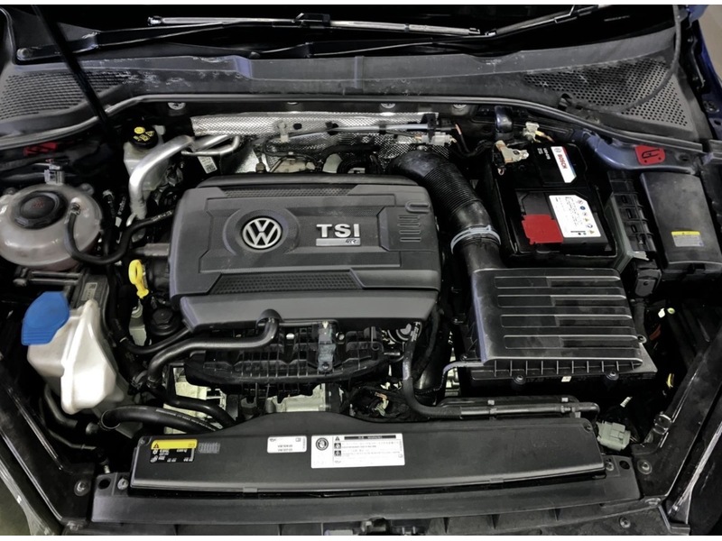 Volkswagen R Dsg Hatchback 2.0 Semi Auto Petrol