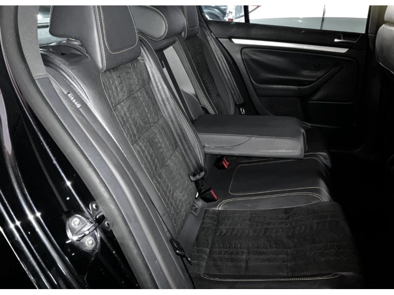 Volkswagen Gti Pirelli Hatchback 2.0 Semi Auto Petrol