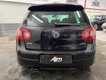 Volkswagen Golf Gti Pirelli 