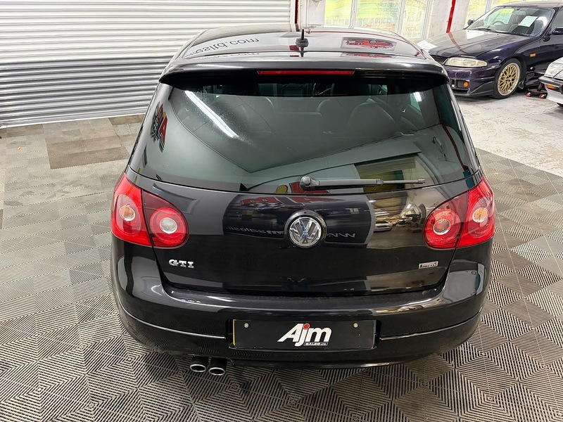 Volkswagen Gti Pirelli Hatchback 2.0 Semi Auto Petrol