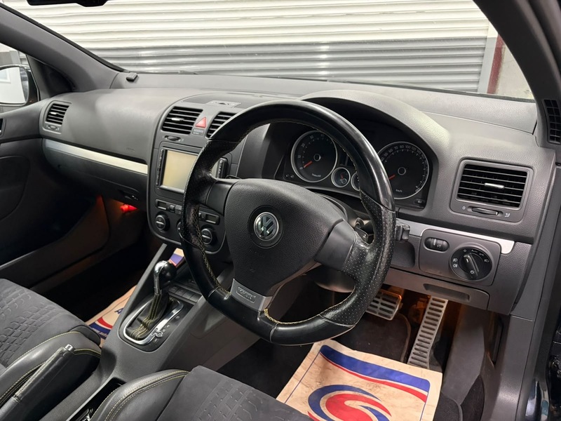 Volkswagen Gti Pirelli Hatchback 2.0 Semi Auto Petrol