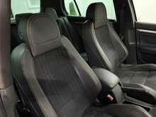 Volkswagen Golf Gti Pirelli 
