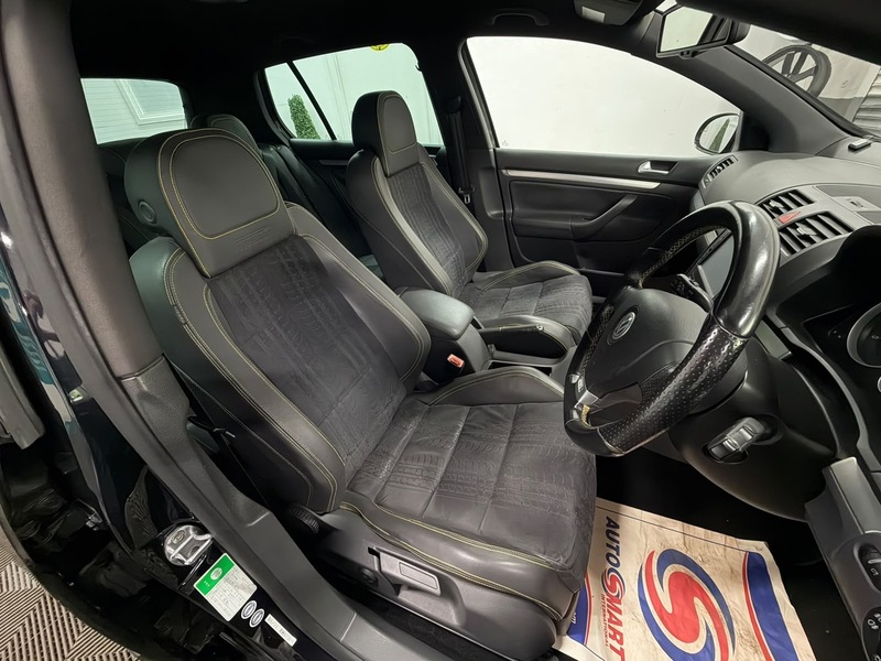Volkswagen Gti Pirelli Hatchback 2.0 Semi Auto Petrol