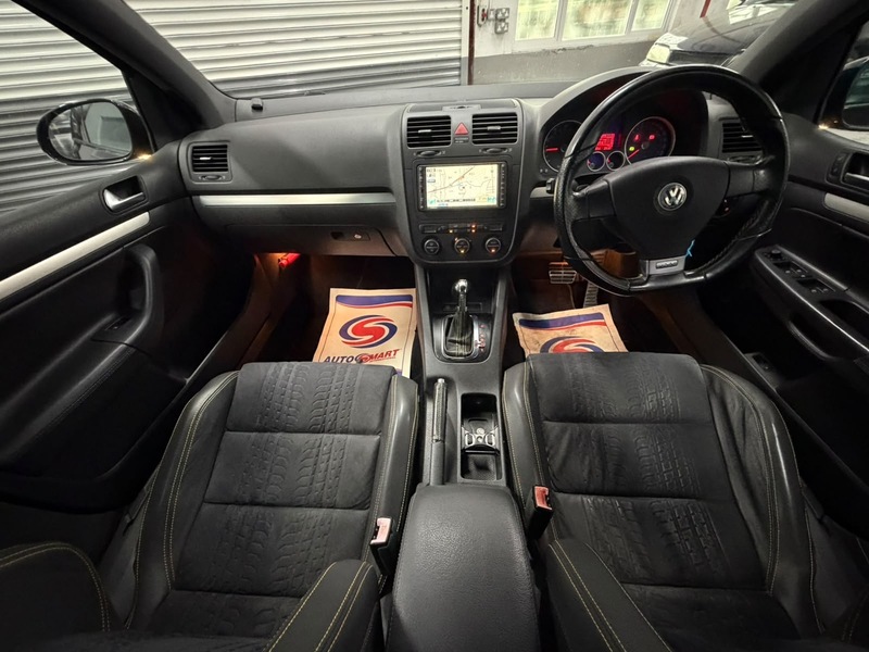 Volkswagen Gti Pirelli Hatchback 2.0 Semi Auto Petrol