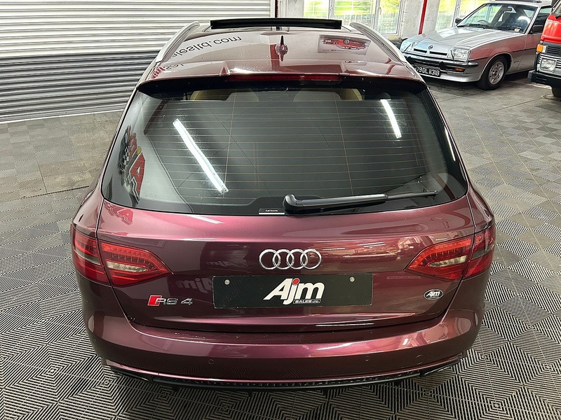 Audi Avant 4.2 V8 Quattro Estate 4.2 Automatic Petrol