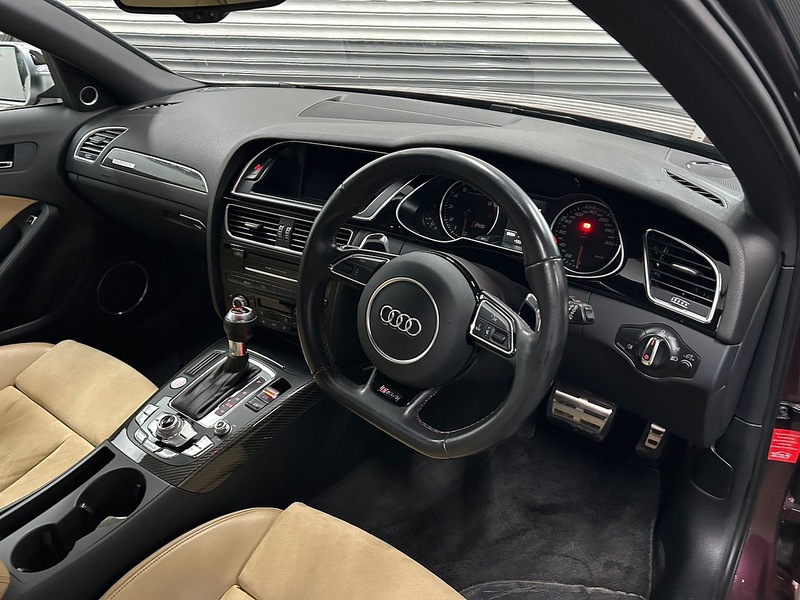 Audi Avant 4.2 V8 Quattro Estate 4.2 Automatic Petrol