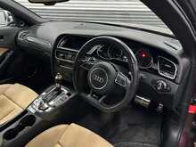 Audi RS4 Avant 4.2 V8 Quattro 