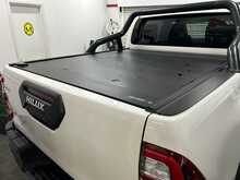 Toyota Hilux D-4D Invincible X 