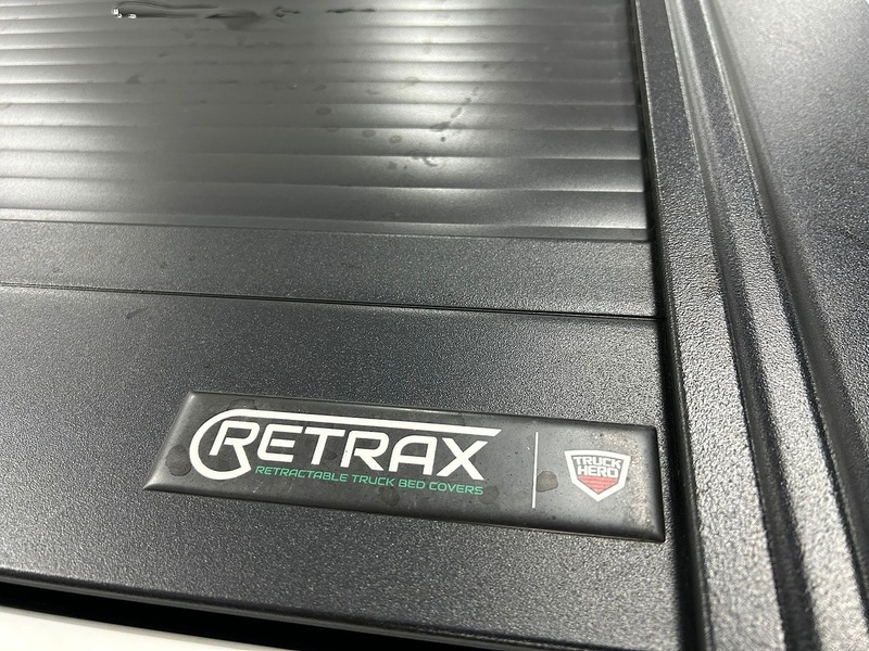 Toyota 2.8 D-4D Invincible X Pickup Double Cab 4dr Diesel Auto 4WD Euro 6 (s/s) (204 ps)