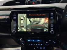 Toyota Hilux D-4D Invincible X 