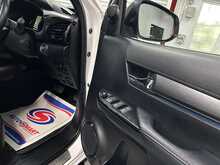 Toyota Hilux D-4D Invincible X 