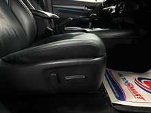 Toyota Hilux D-4D Invincible X 