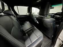 Toyota Hilux D-4D Invincible X 