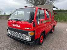 Toyota Hi-Ace 1.6 