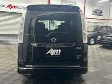 Nissan Serena Highway Star S-Hybrid 