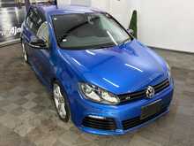 Volkswagen Golf R 