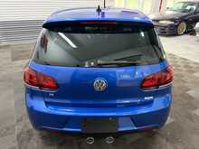 Volkswagen Golf R 