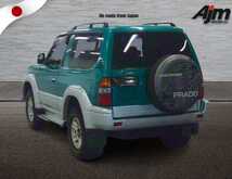 Toyota Land Cruiser Prada 