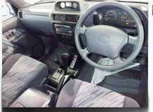 Toyota Land Cruiser Prada 