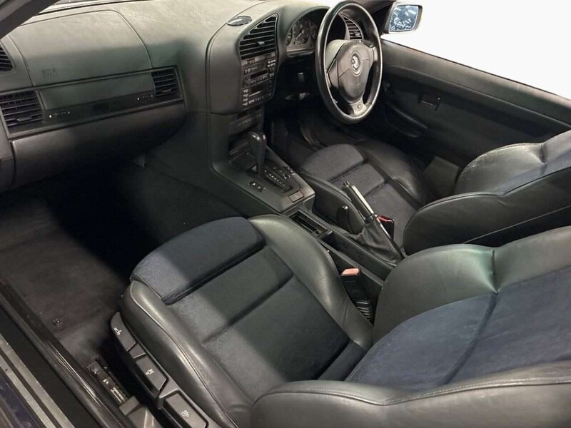 BMW 318is coupe 1.8 automatic Petrol