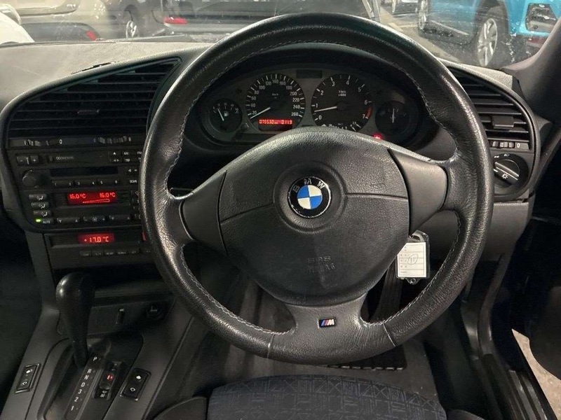 BMW 318is coupe 1.8 automatic Petrol