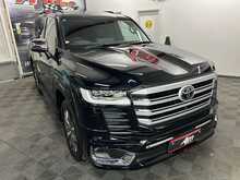 Toyota Land Cruiser Vx 300 series 