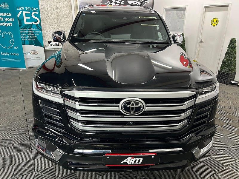 Toyota Vx 300 series suv 3.3 automatic Diesel