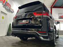 Toyota Land Cruiser Vx 300 series 