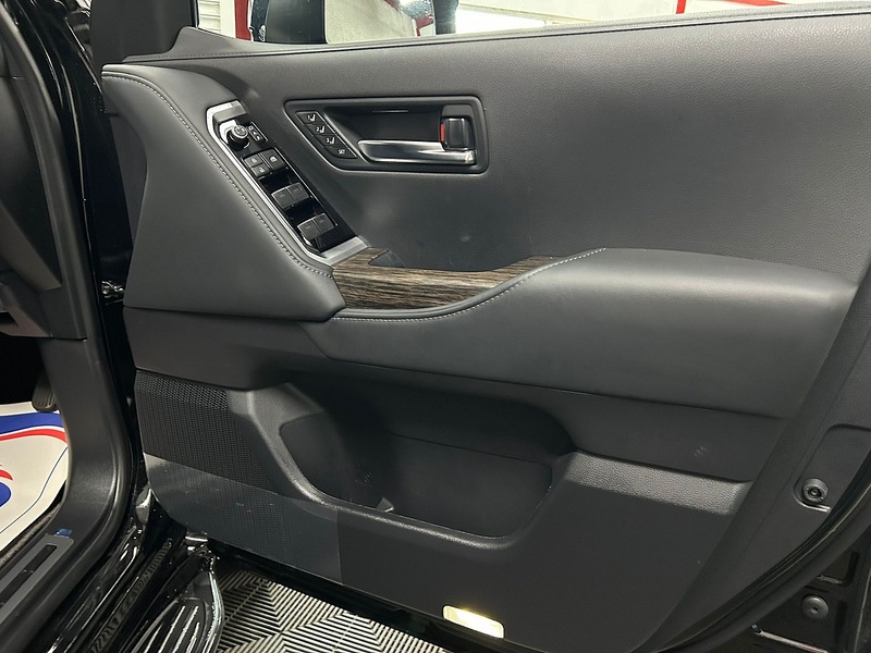 Toyota Vx 300 series suv 3.3 automatic Diesel