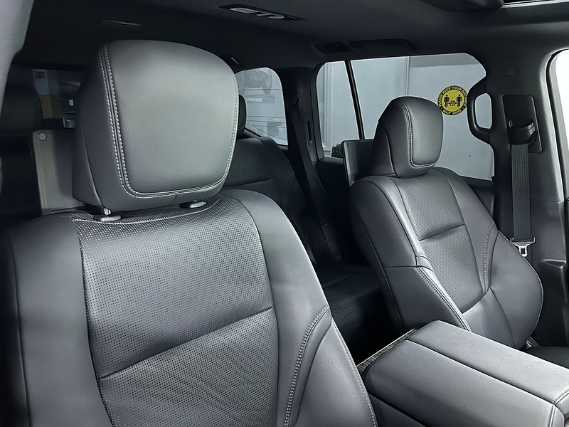Toyota Vx 300 series suv 3.3 automatic Diesel