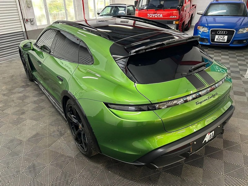 Porsche Performance Plus 93.4kWh Turbo S Cross Turismo 5dr Electric Auto 4WD (11kW Charger) (761 ps)