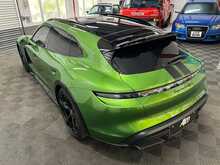 Porsche Taycan Performance Plus Turbo S 