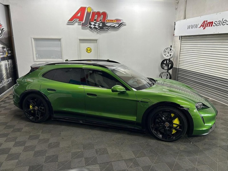 Porsche Performance Plus 93.4kWh Turbo S Cross Turismo 5dr Electric Auto 4WD (11kW Charger) (761 ps)