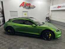 Porsche Taycan Performance Plus Turbo S 