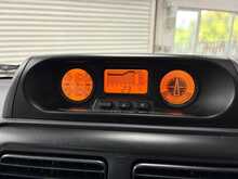 Toyota Prado 3.0 TD RX 