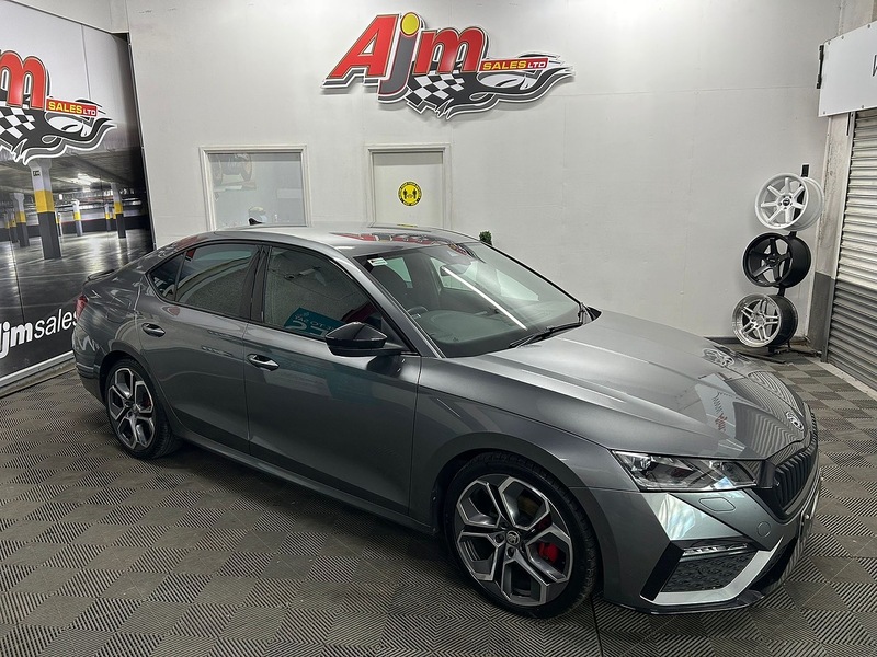 Skoda 2.0 TDI vRS Hatchback 5dr Diesel DSG Euro 6 (s/s) (200 ps)