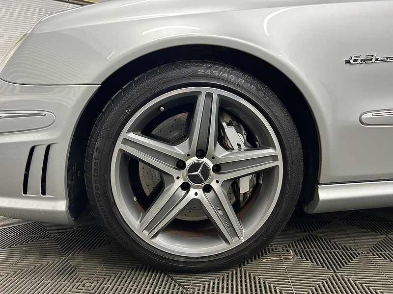 Mercedes-Benz  Saloon 0.0 Petrol
