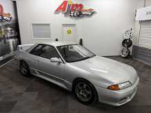 Nissan Skyline R32 GTST 