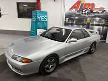 Nissan Skyline R32 GTST 