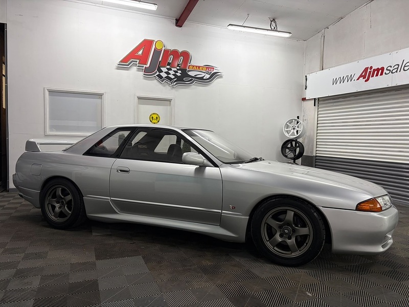 Nissan R32 GTST Coupe 2.6 Manual Petrol