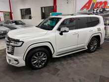Toyota Land Cruiser 𝟯𝟬𝟬 𝗦𝗲𝗿𝗶𝗲𝘀 𝗫𝗭 𝟯.𝟯 𝘃𝟲 𝗗𝟰𝗗 