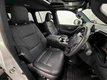 Toyota Land Cruiser 𝟯𝟬𝟬 𝗦𝗲𝗿𝗶𝗲𝘀 𝗫𝗭 𝟯.𝟯 𝘃𝟲 𝗗𝟰𝗗 