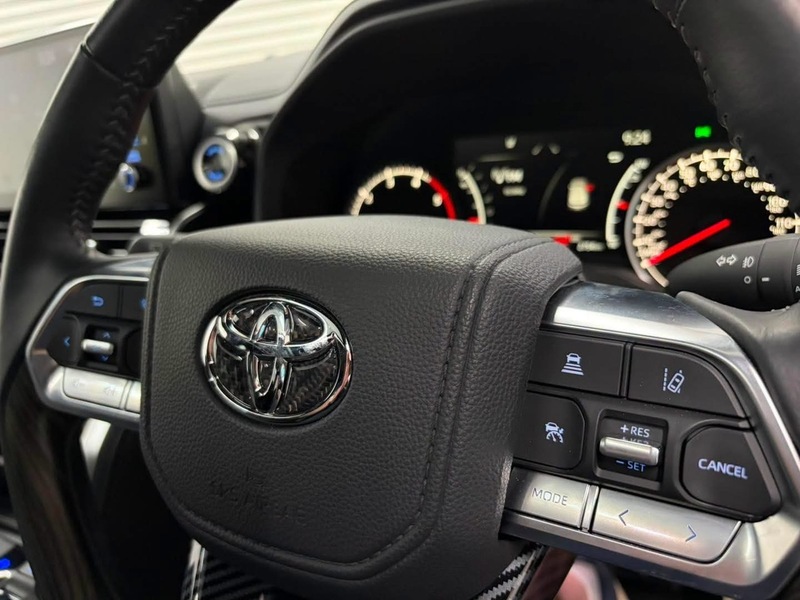 Toyota 𝟯𝟬𝟬 𝗦𝗲𝗿𝗶𝗲𝘀 𝗫𝗭 𝟯.𝟯 𝘃𝟲 𝗗𝟰𝗗 Suv 3.3 Automatic Diesel