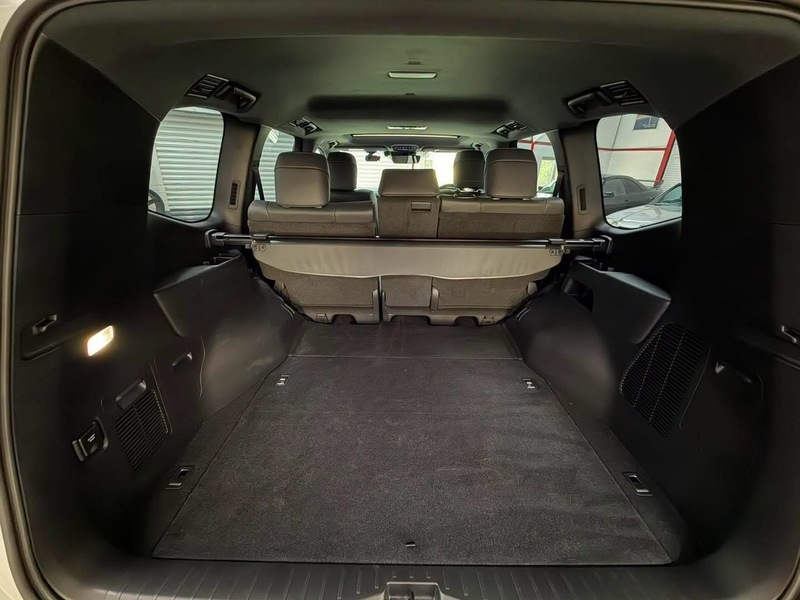 Toyota 𝟯𝟬𝟬 𝗦𝗲𝗿𝗶𝗲𝘀 𝗫𝗭 𝟯.𝟯 𝘃𝟲 𝗗𝟰𝗗 Suv 3.3 Automatic Diesel