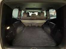 Toyota Land Cruiser 𝟯𝟬𝟬 𝗦𝗲𝗿𝗶𝗲𝘀 𝗫𝗭 𝟯.𝟯 𝘃𝟲 𝗗𝟰𝗗 
