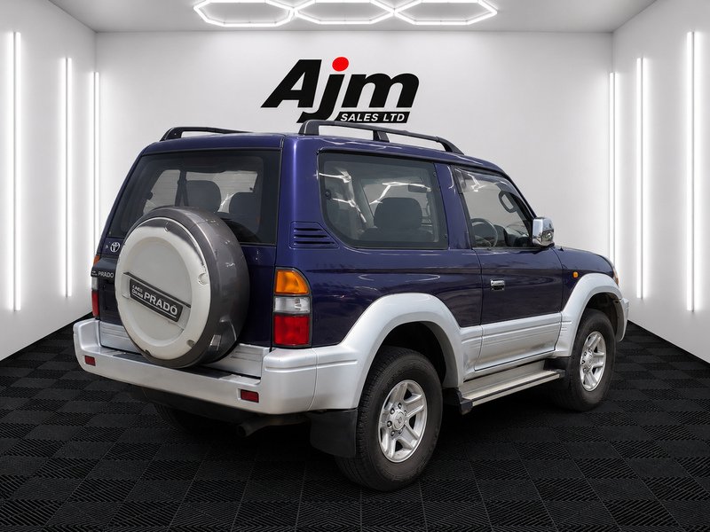 Toyota Prado SUV 3.0 Manual Diesel
