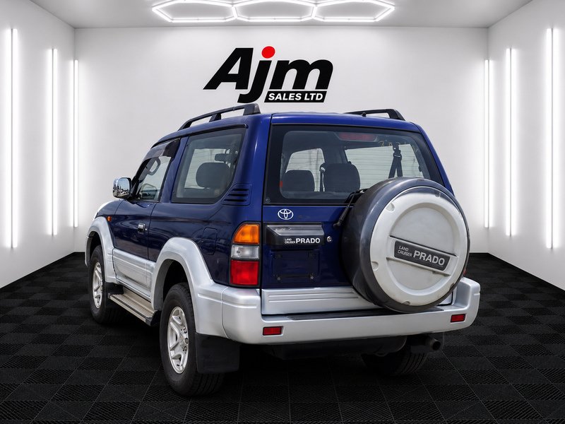 Toyota Prado SUV 3.0 Manual Diesel