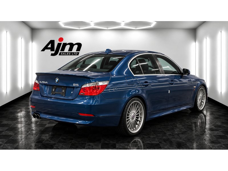 BMW Limousine  Saloon 4.4 Automatic Petrol