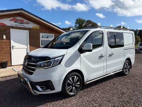 2.0 dCi Blue SL28 Sport Panel Van 5dr Diesel Manual L1 H1 Euro 6 (s/s) (130 ps)